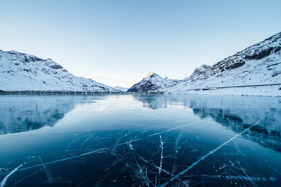 겨울 결혼식 하객패션 여자